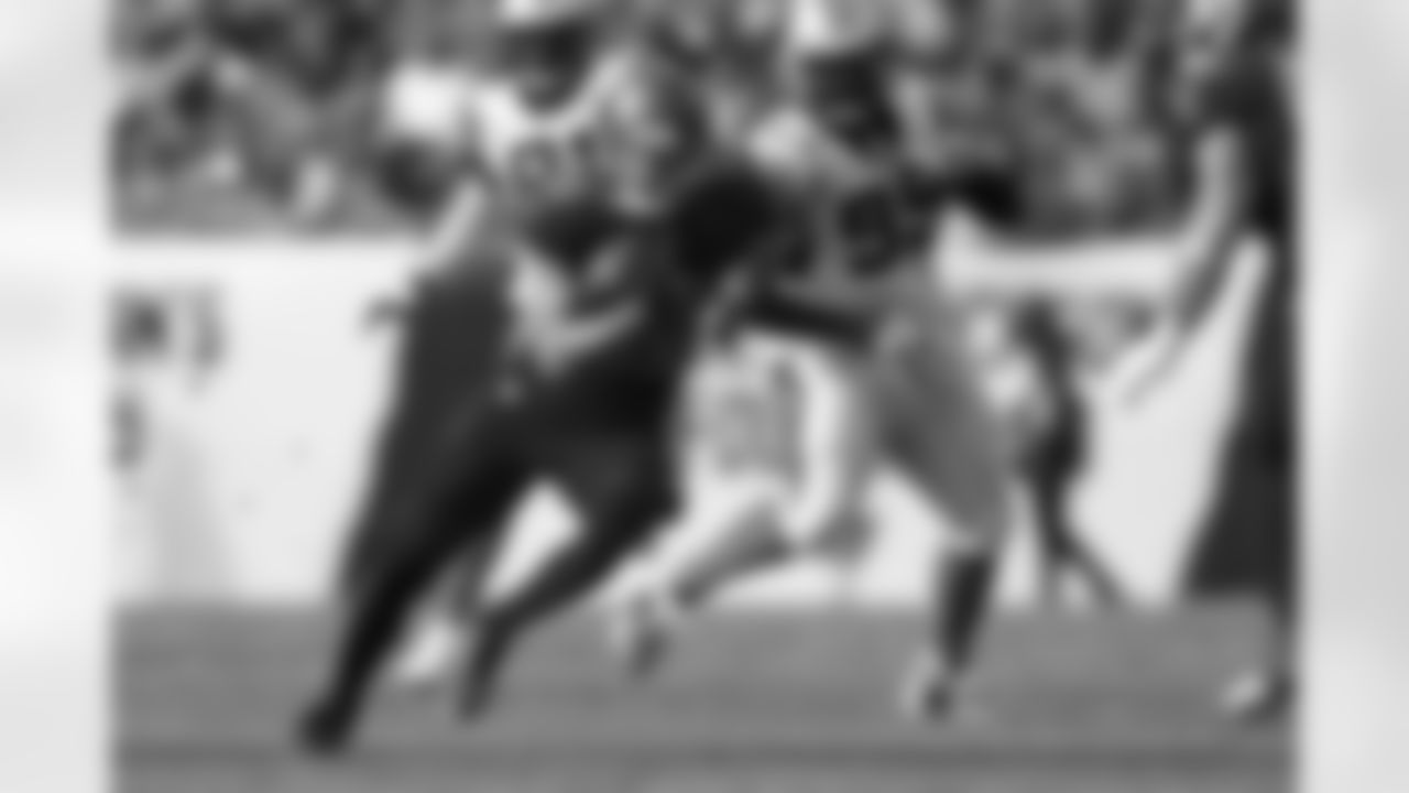 181202_JP_Panthers_Bucs_1426