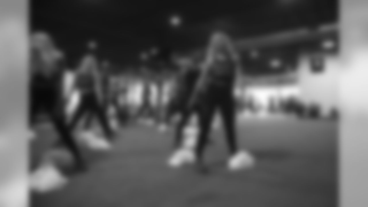 190808_TR_CheerFamilyFriendsPractice_081