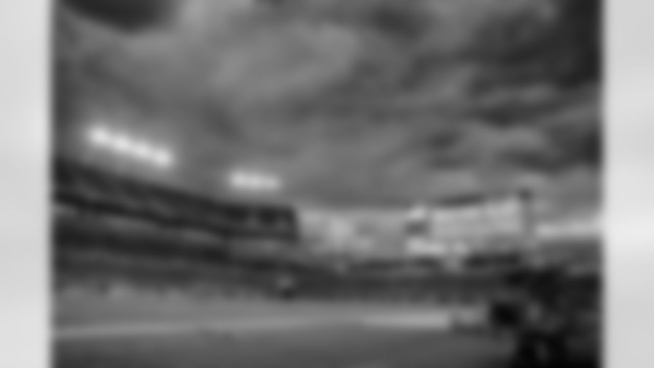 Bucs vs. Broncos