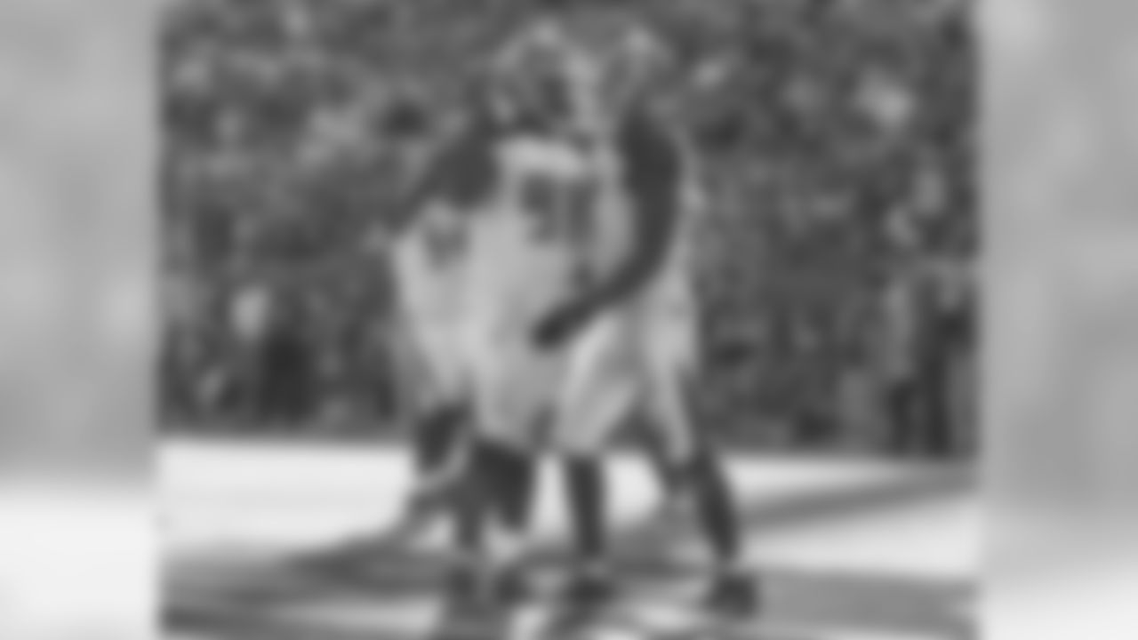 91 DE Robert Ayers