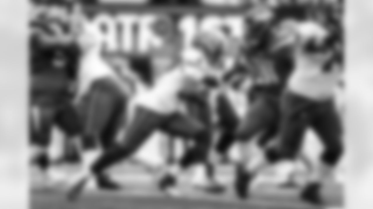 Bucs vs. Jets