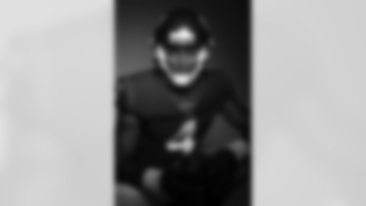 Houston Texans quarterback Deshaun Watson (4) poses for a portrait during the NFLPA Rookie Premiere on Saturday, May 20, 2017 in Los Angeles. (Ben Liebenberg/NFL)