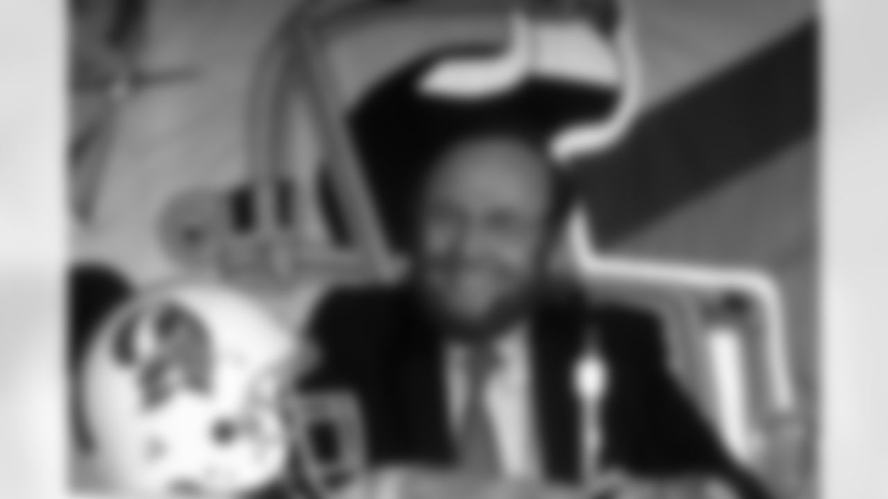 Glazer pictured during a press conference in 1995.