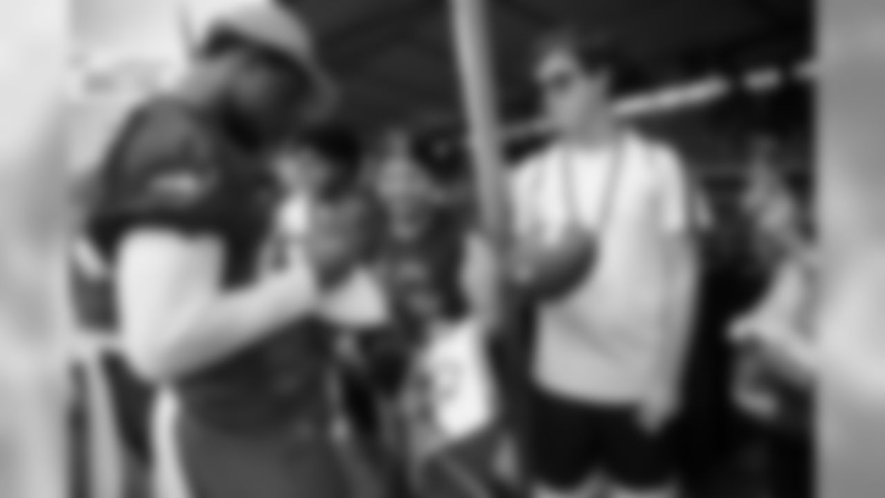 190805_TR_TrainingCamp9_fans062