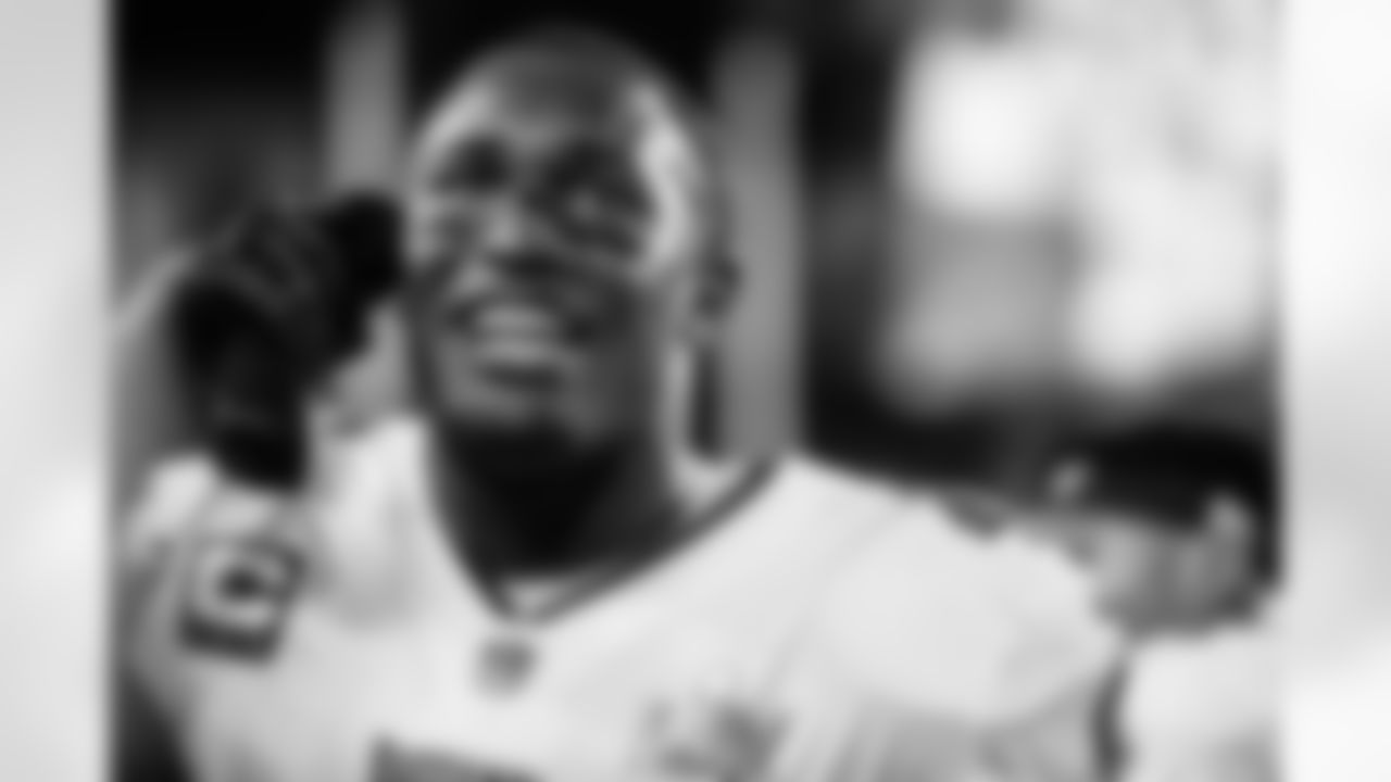 TAMPA, FL - February 07, 2021 - Inside Linebacker Devin White #45 of the Tampa Bay Buccaneers during Super Bowl LV between the Kansas City Chiefs and Tampa Bay Buccanerers at Raymond James Stadium. The Buccaneers won the game, 31-9. Photo By Kyle Zedaker/Tampa Bay Buccaneers