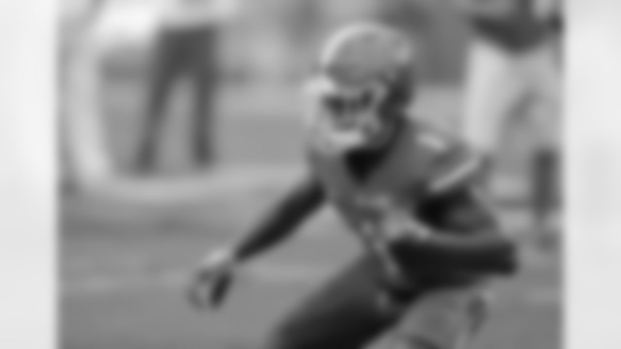 28 CB Vernon Hargreaves, Florida