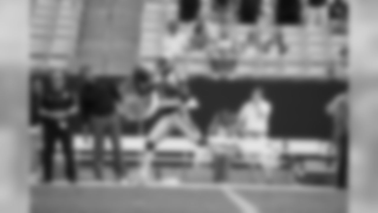 CB Daryl Worley
