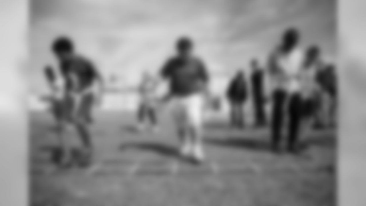 BRANDON, FL- FEBRUARY 11, 2020 - Students participate in drills and games during a visit to Mann Middle School for the Jr. Bucs Middle School Flag Football Program. Photo By Tori Richman/Tampa Bay Buccaneers