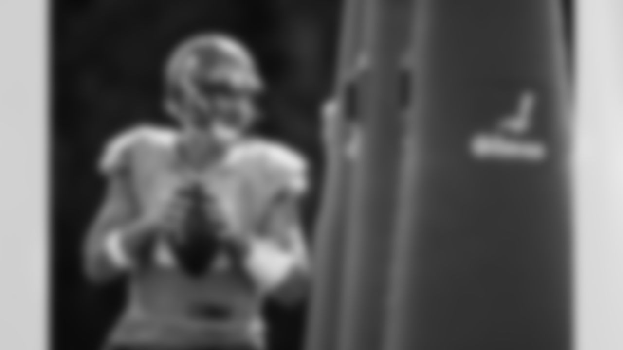 TAMPA, FL- SEPTEMBER 09, 2020 - Quarterback Blaine Gabbert #11 of the Tampa Bay Buccaneers during practice at AdventHealth Training Center. Photo By Kyle Zedaker/Tampa Bay Buccaneers