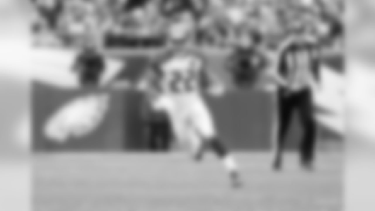 Week 11 vs. Eagles: 27 Carries, 235 Yards