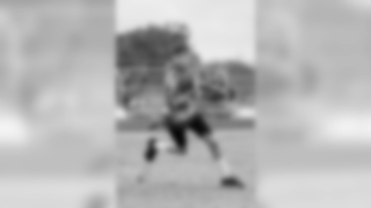 Jr. Bucs Middle School Flag Football Program at Burnett Middle School