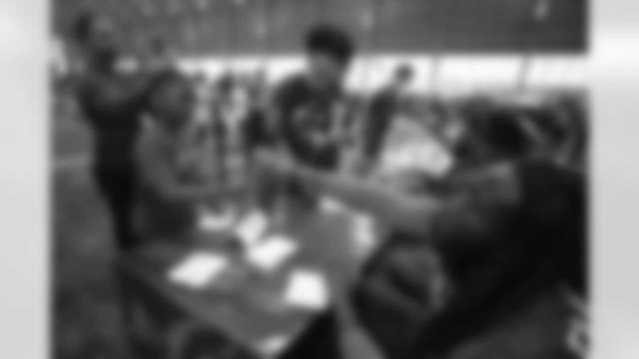 180810_KZ_AutographSigning_0038