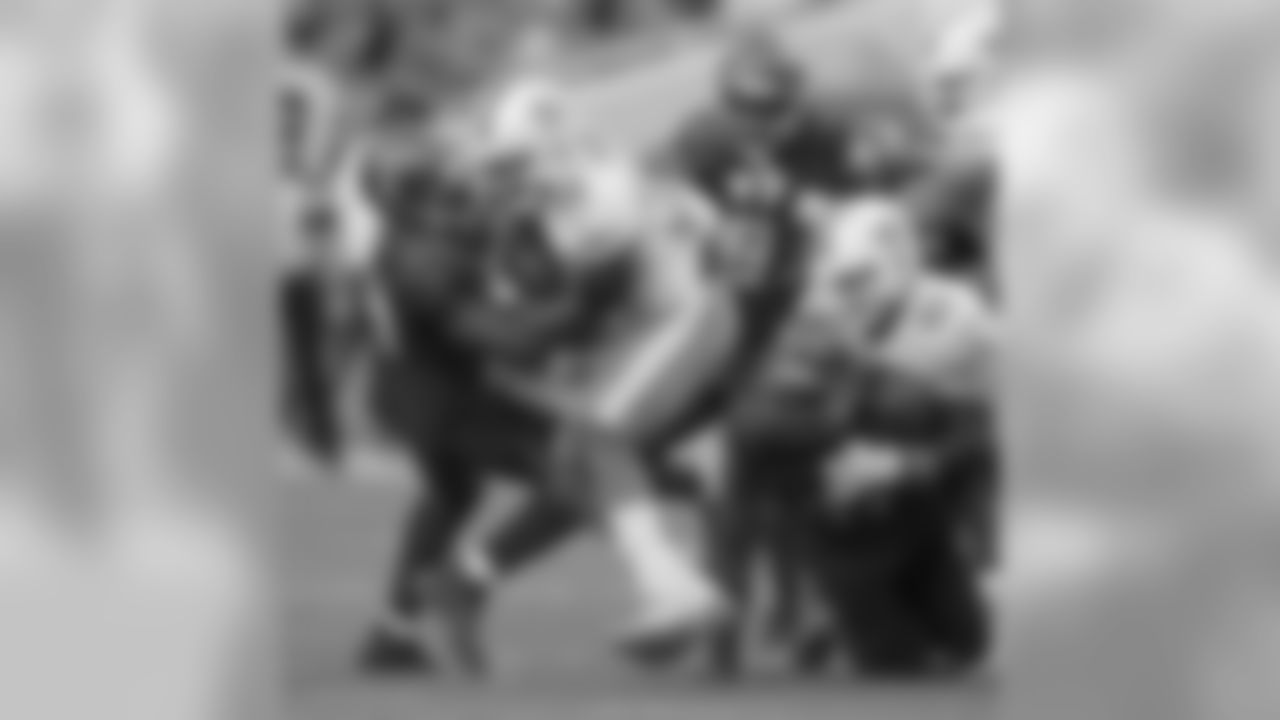 LB Lavonte David