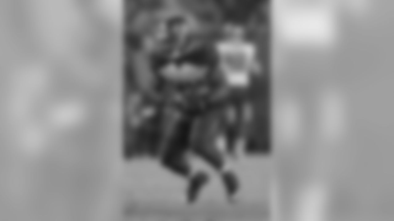 RB Russell Hansbrough – 3 Stars