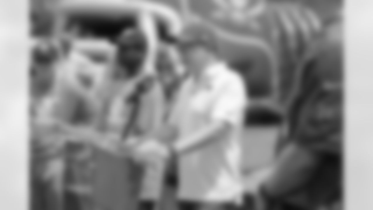 190510_MC_BucsDayOfServiceWEB_0123