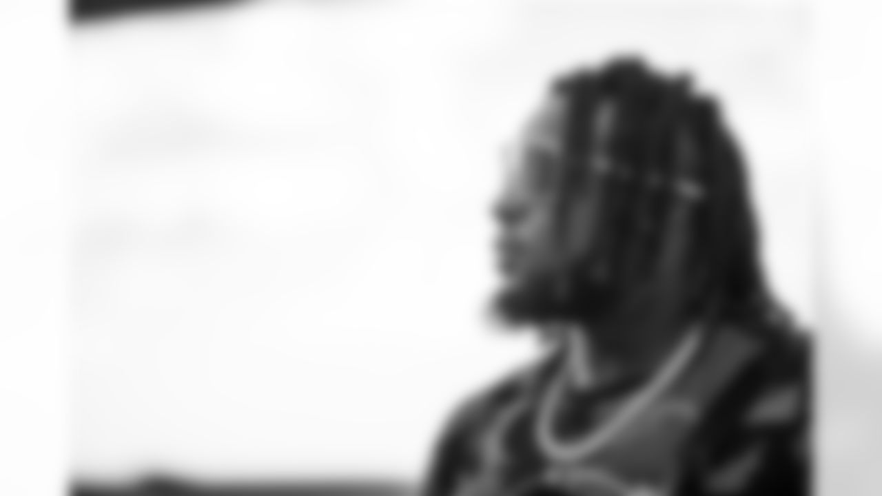TAMPA, FL - October 13, 2021 - Running Back Ronald Jones II #27 of the Tampa Bay Buccaneers departs for the game against the Philadelphia Eagles. Photo By Kyle Zedaker/Tampa Bay Buccaneers
