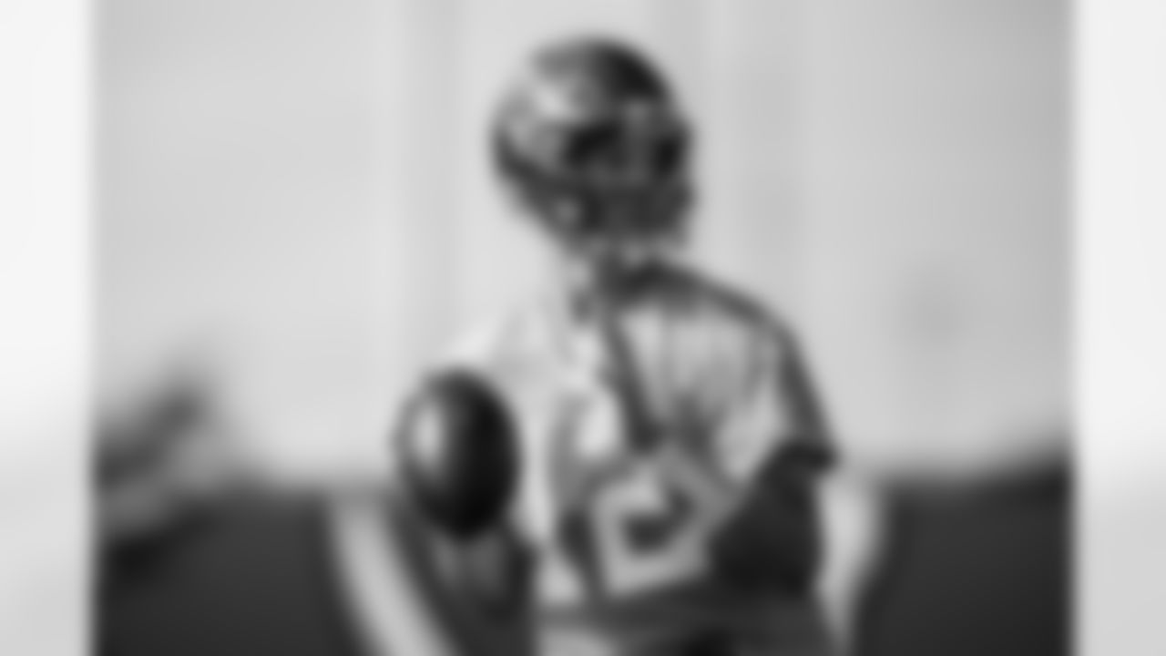 TAMPA, FL - DECEMBER 24, 2020 - Quarterback Tom Brady #12 of the Tampa Bay Buccaneers during practice at AdventHealth Training Center. Photo By Kyle Zedaker/Tampa Bay Buccaneers