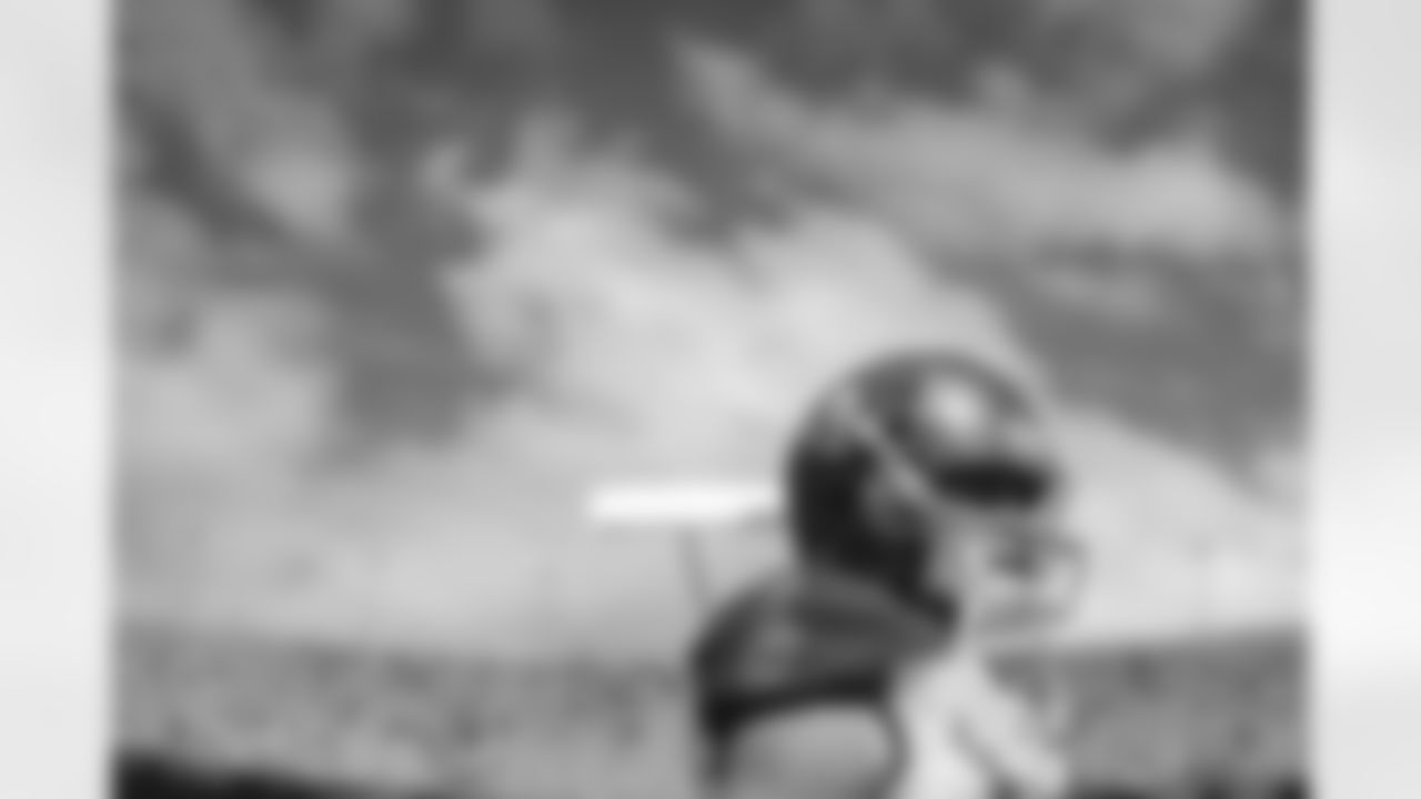 181104_KZ_Bucs_Panthers_0340