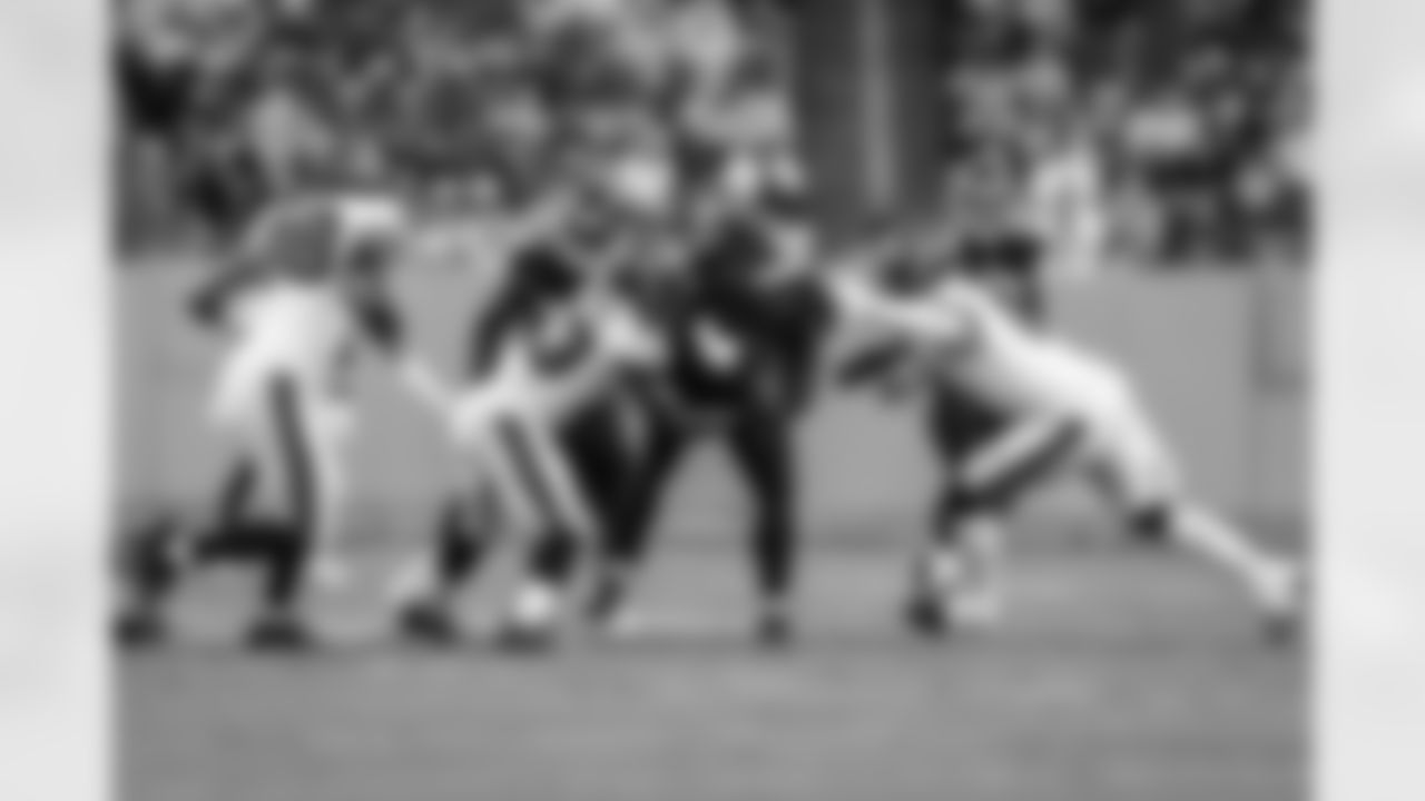 Bucs vs. Titans