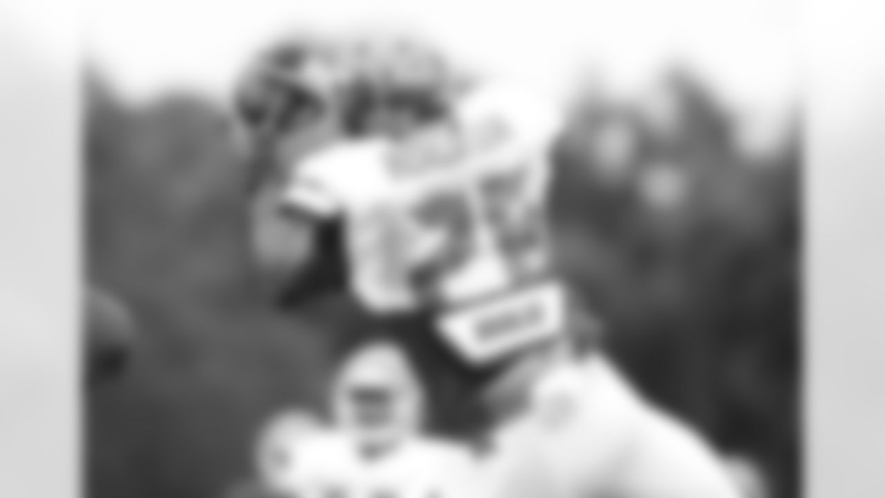 26 CB Josh Robinson