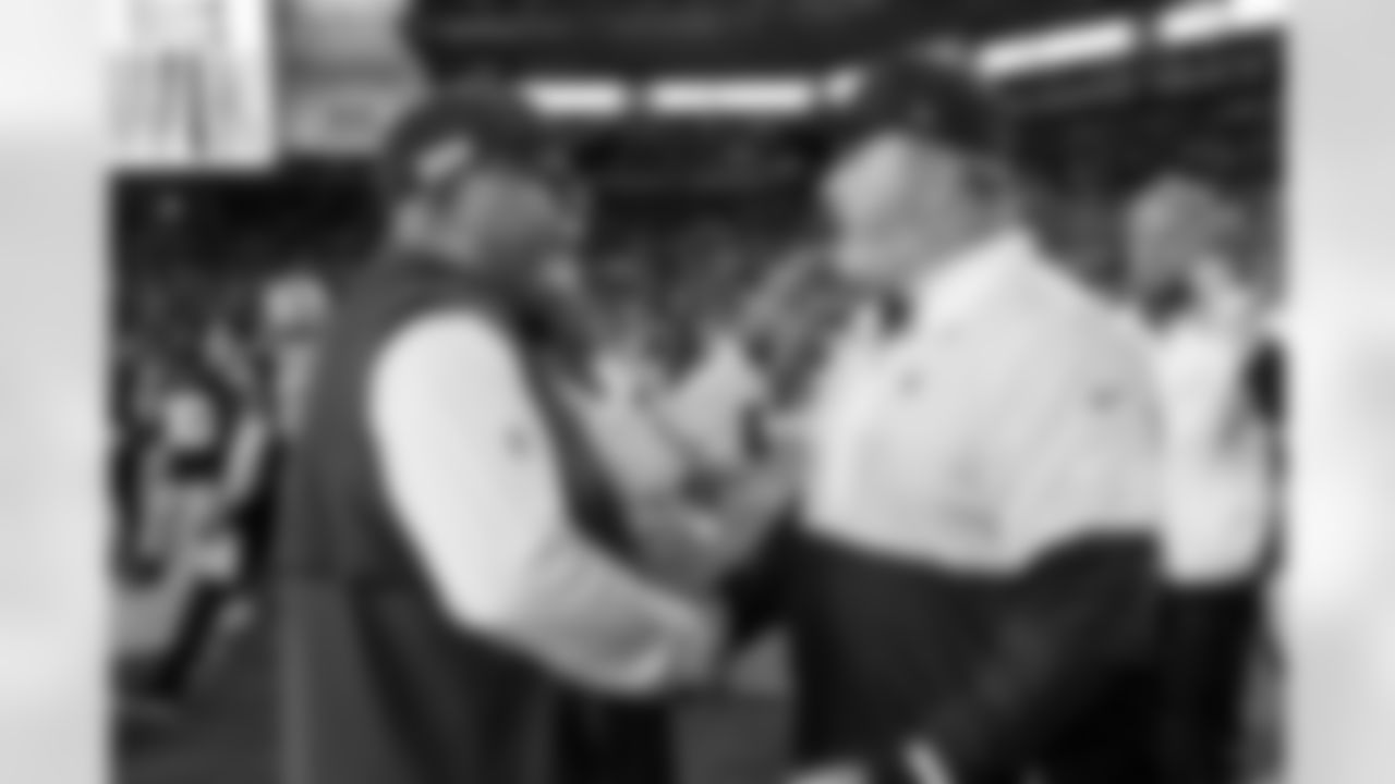 TAMPA, FL - September 09, 2021 - Head Coach Bruce Arians of the Tampa Bay Buccaneers and Mike McCarthy of the Dallas Cowboys during the game between the Dallas Cowboys and Tampa Bay Buccaneers at Raymond James Stadium. The Buccaneers won the game, 31-29. Photo By Matt May/Tampa Bay Buccaneers