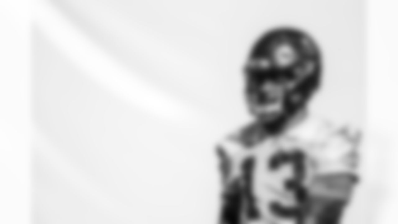 TAMPA, FL - DECEMBER 23, 2020 - Wide Receiver Mike Evans #13 of the Tampa Bay Buccaneers during practice at AdventHealth Training Center. Photo By Kyle Zedaker/Tampa Bay Buccaneers