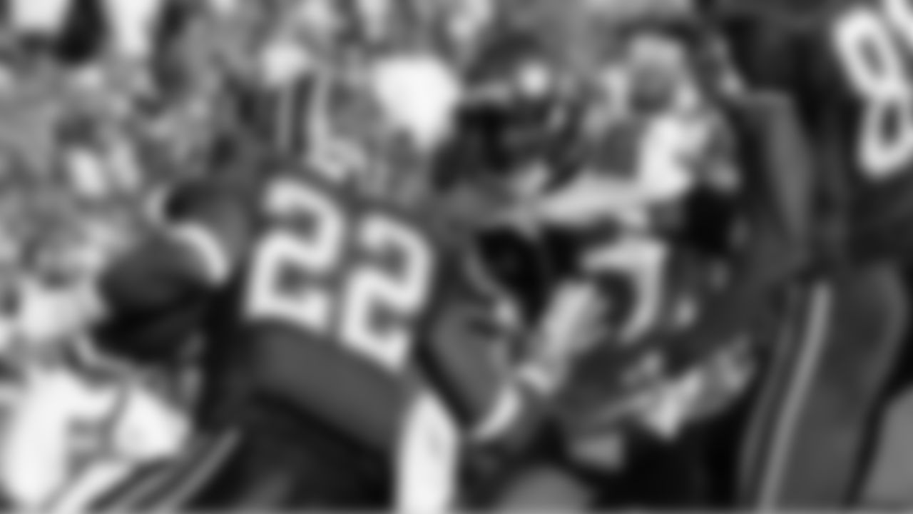 25 CB Aqib Talib eyes down the ball carrier