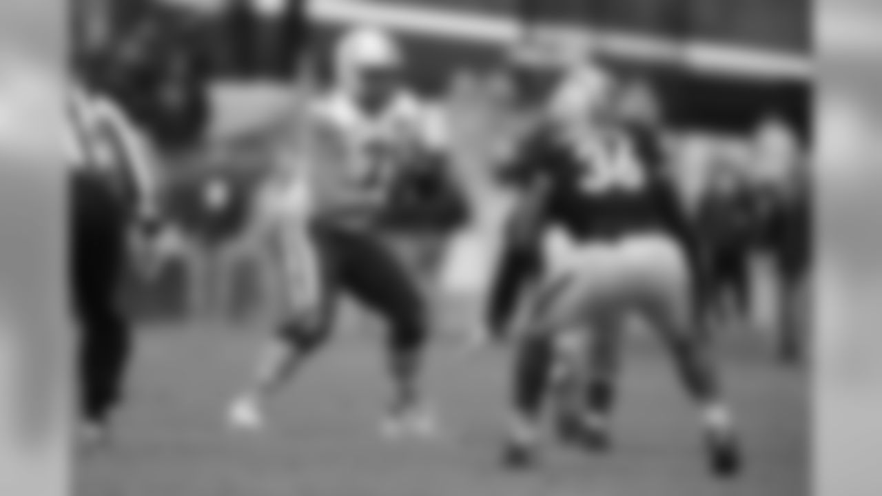 OT Alex Lewis, Nebraska