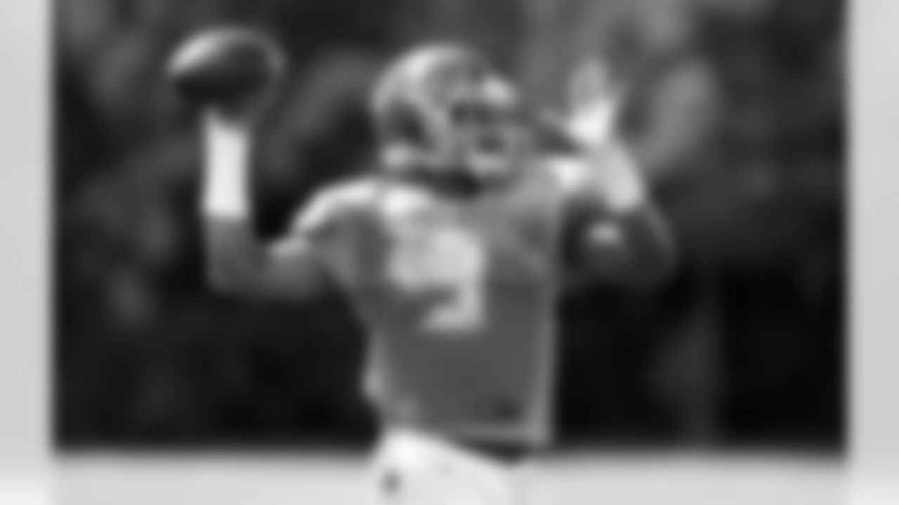 3 QB Jameis Winston