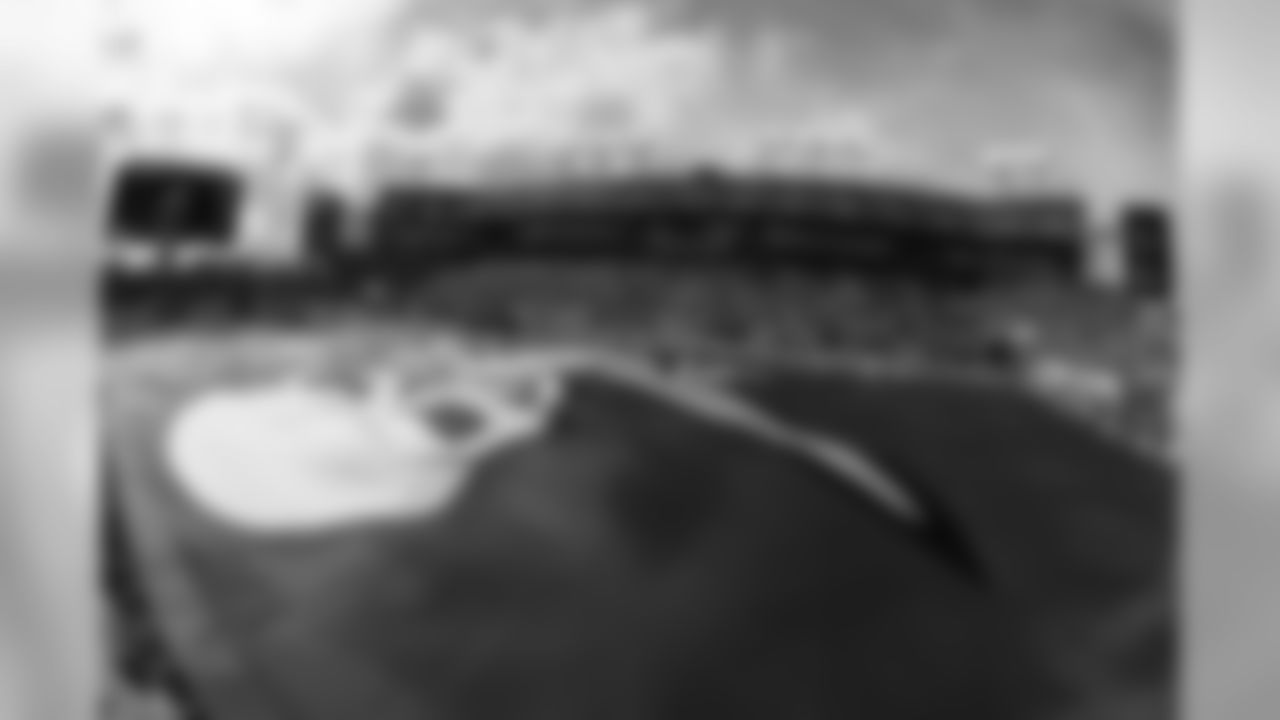 191229_JP_Falcons_Bucs_0333