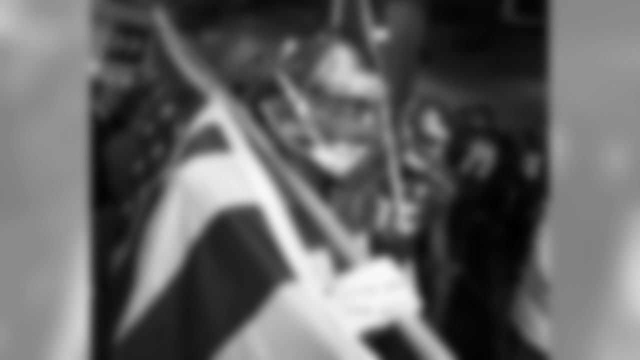 DE Will Gholston