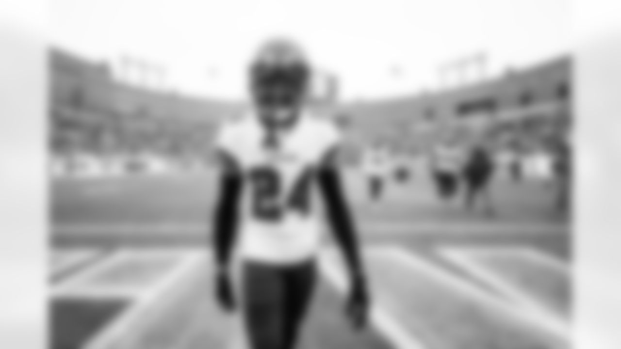 GREEN BAY, WI - JANUARY 24, 2021 - Cornerback Carlton Davis #24 of the Tampa Bay Buccaneers before the NFC Championship game between the Tampa Bay Buccaneers and Green Bay Packers at Lambeau Field. The Buccaneers won the game 31-26. Photo By Kyle Zedaker/Tampa Bay Buccaneers