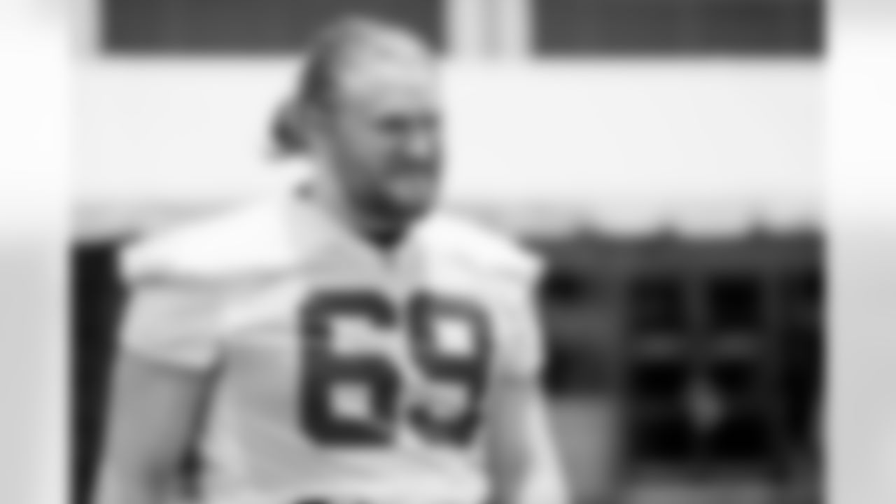 TAMPA, FL - May 12, 2023 - Guard Cody Mauch #69 of the Tampa Bay Buccaneers during 2023 Rookie Mini Camp at AdventHealth Training Center. Photo By Tori Richman/Tampa Bay Buccaneers
