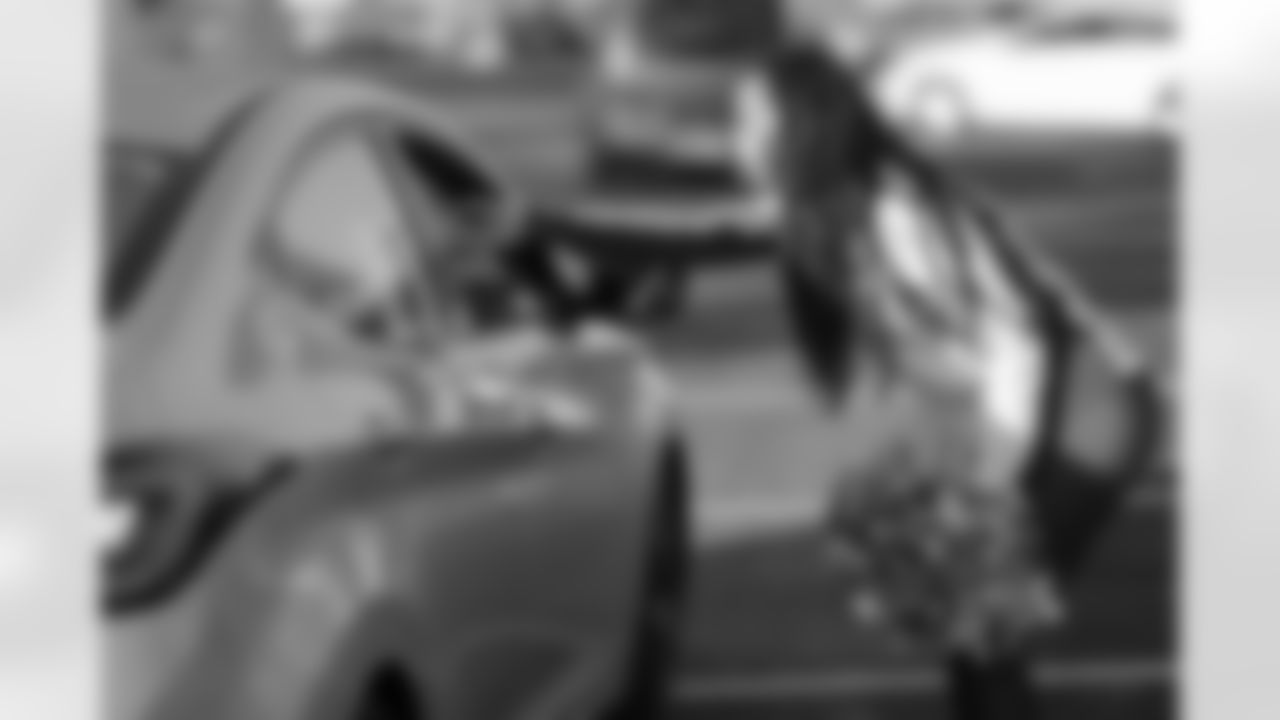 210122_MC_Drive_Through_060