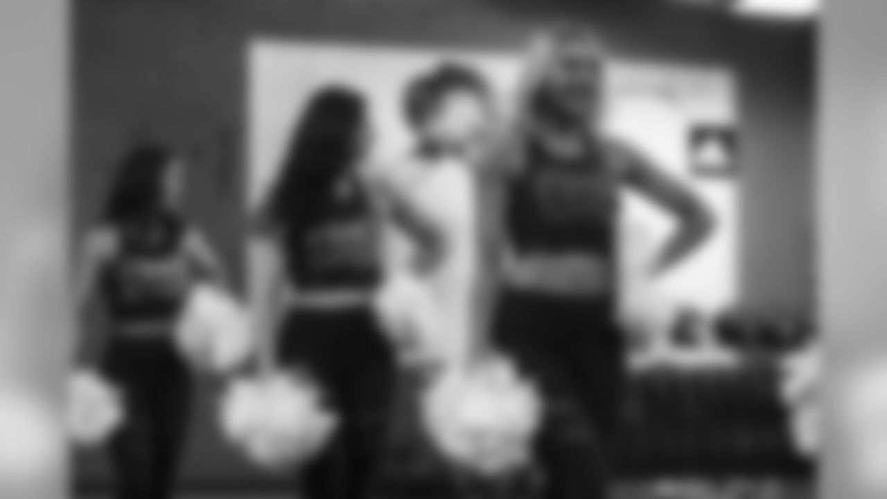 190808_TR_CheerFamilyFriendsPractice_013