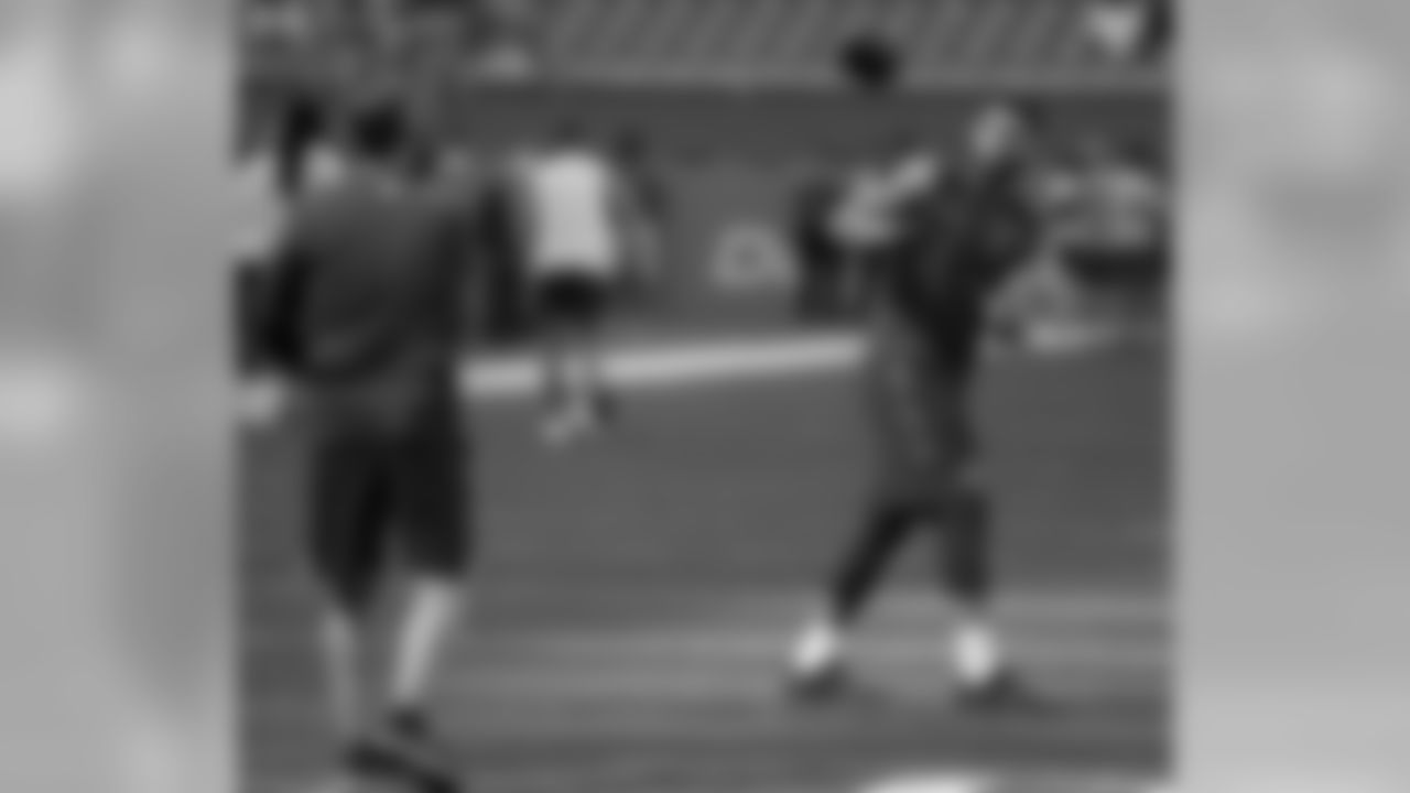 WR Mike Evans