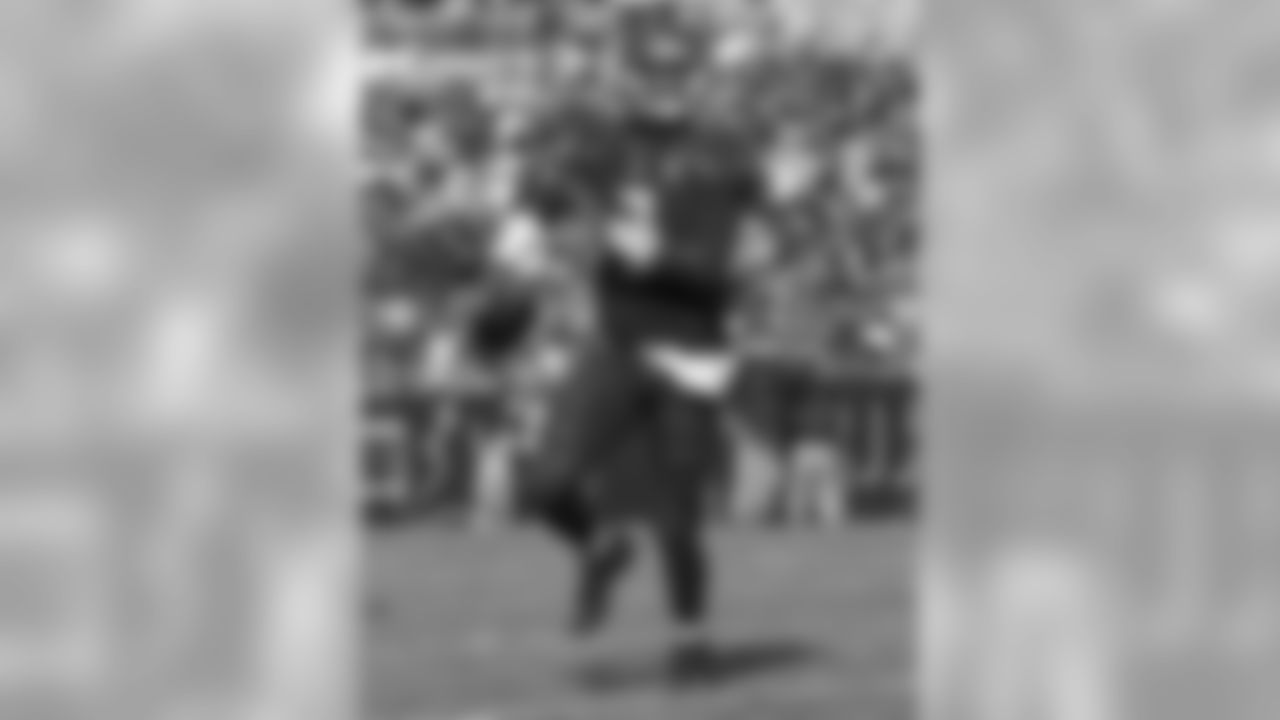 QB Jameis Winston