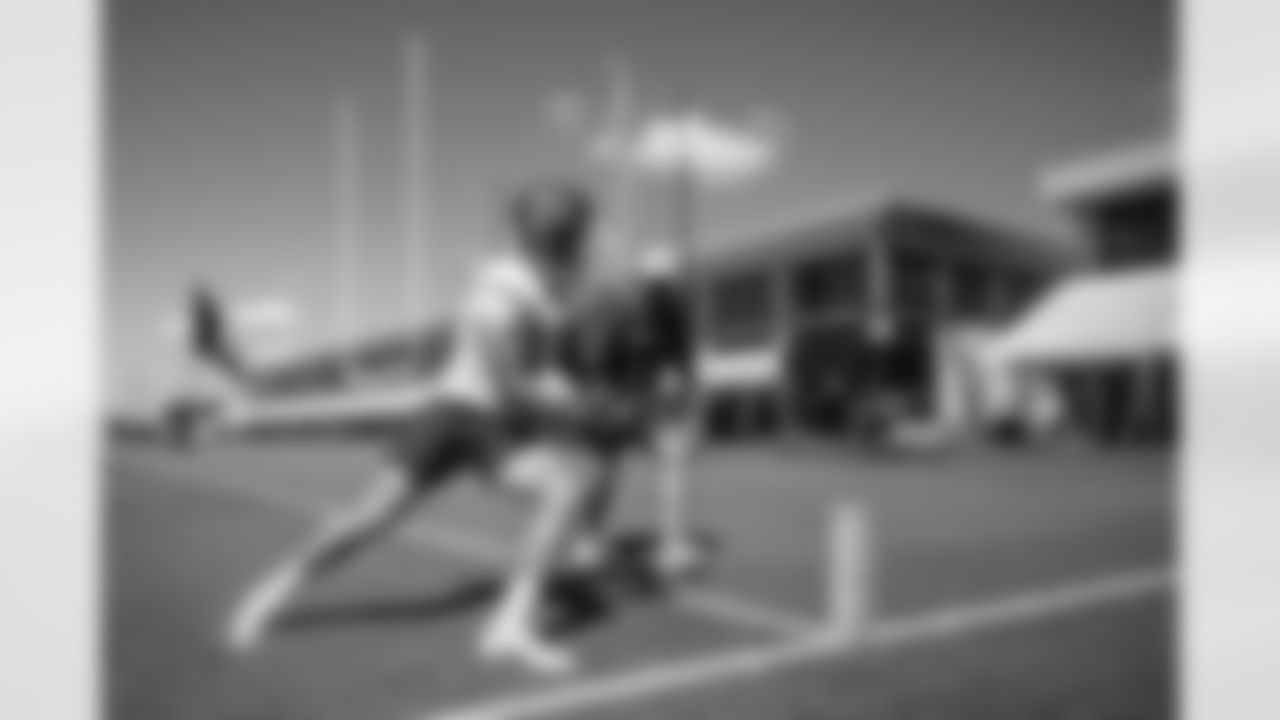 TAMPA, FL - OCTOBER 15, 2020 - Wide Receiver Justin Watson #17 of the Tampa Bay Buccaneers during practice at AdventHealth Training Center. Photo By Kyle Zedaker/Tampa Bay Buccaneers