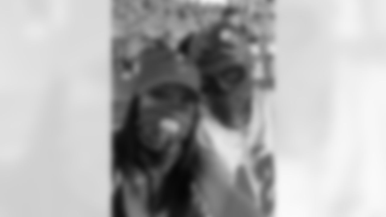 101601962_e99572d0-0e44-4cb9-bd36-d290761ff9f9