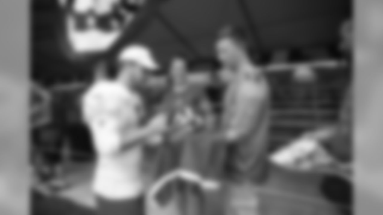 190805_TR_TrainingCamp9_fans074