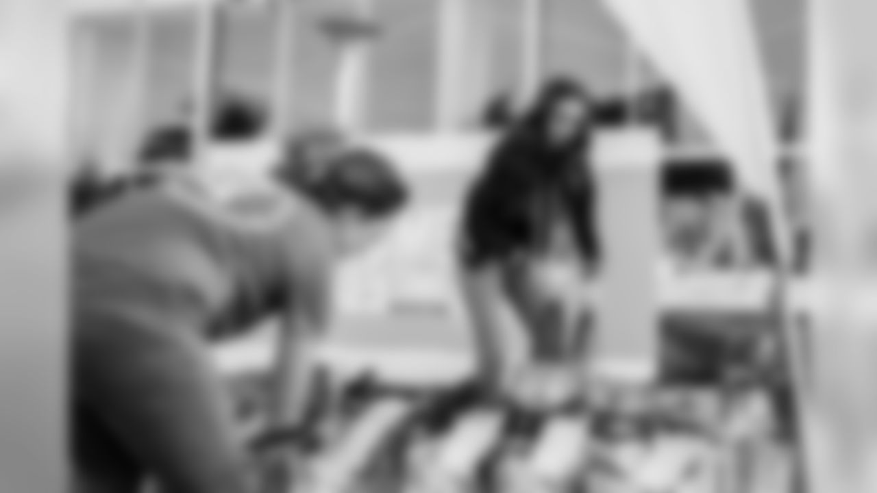 191125_TR_TurkeyTimeWithTheOLine_035
