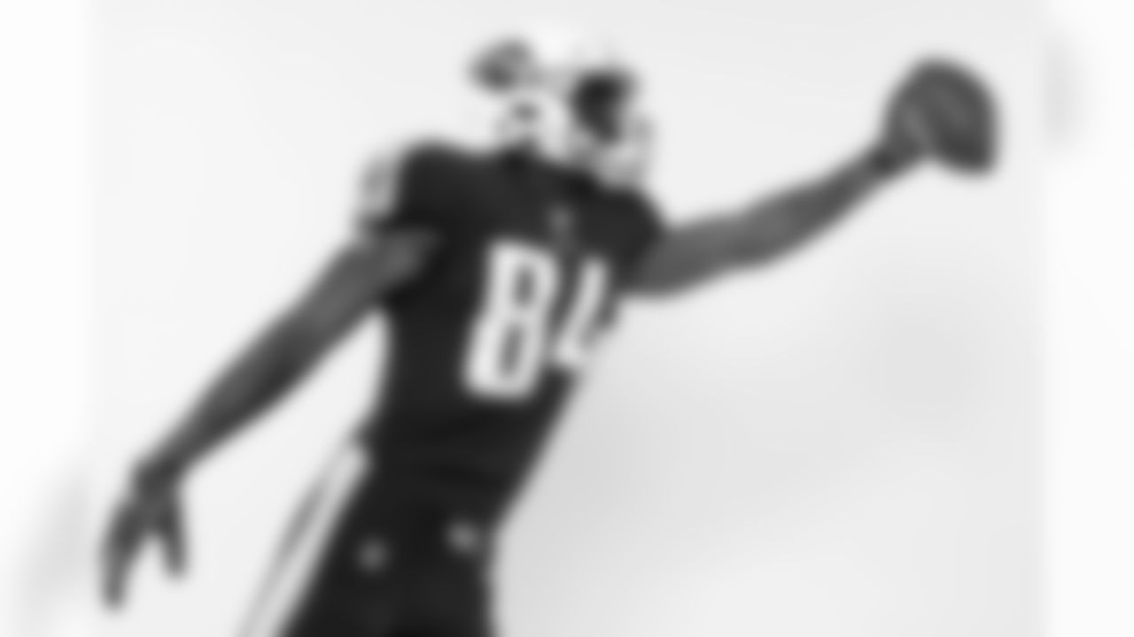 Tennessee Titans wide receiver Corey Davis (84) poses for a portrait during the NFLPA Rookie Premiere on Saturday, May 20, 2017 in Los Angeles. (Ben Liebenberg/NFL)