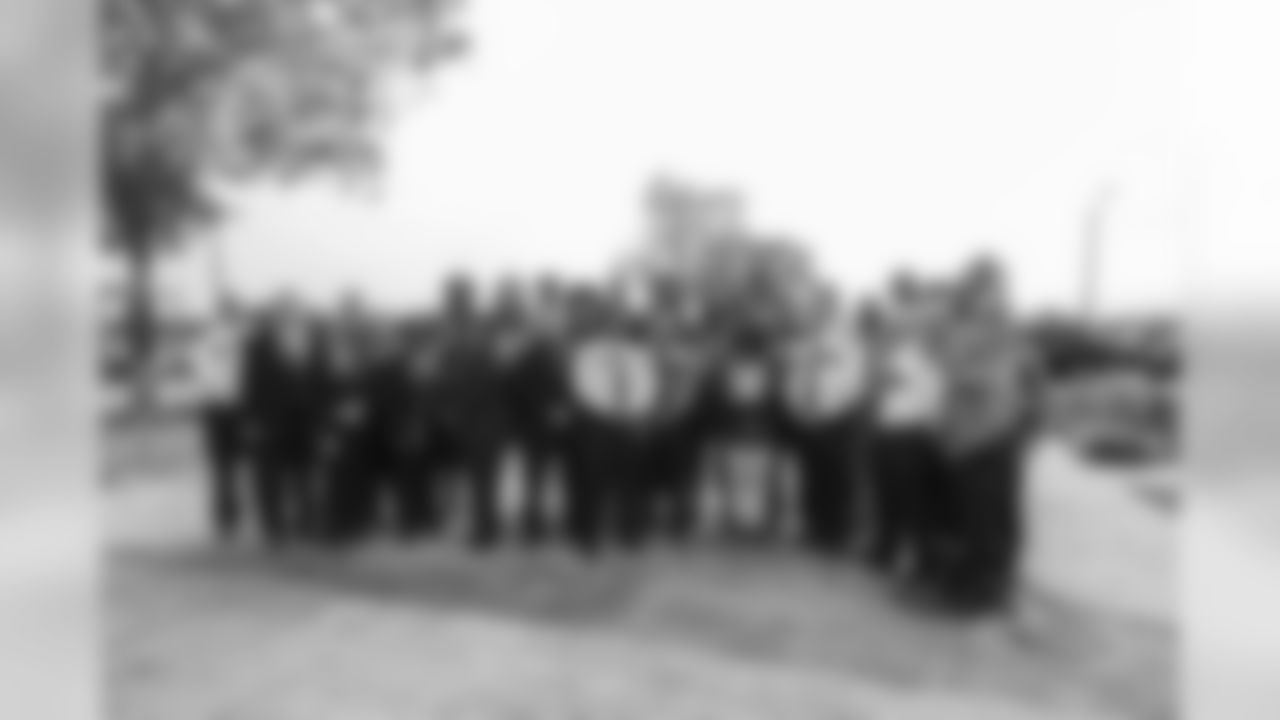 ZEPHYRHILLS, FL - DECEMBER 04, 2018 - The Buccaneers Social Justice Program visit at Zephyrhills Correctional Institution in Zephyrhills, FL. Photo By Kyle Zedaker/Tampa Bay Buccaneers