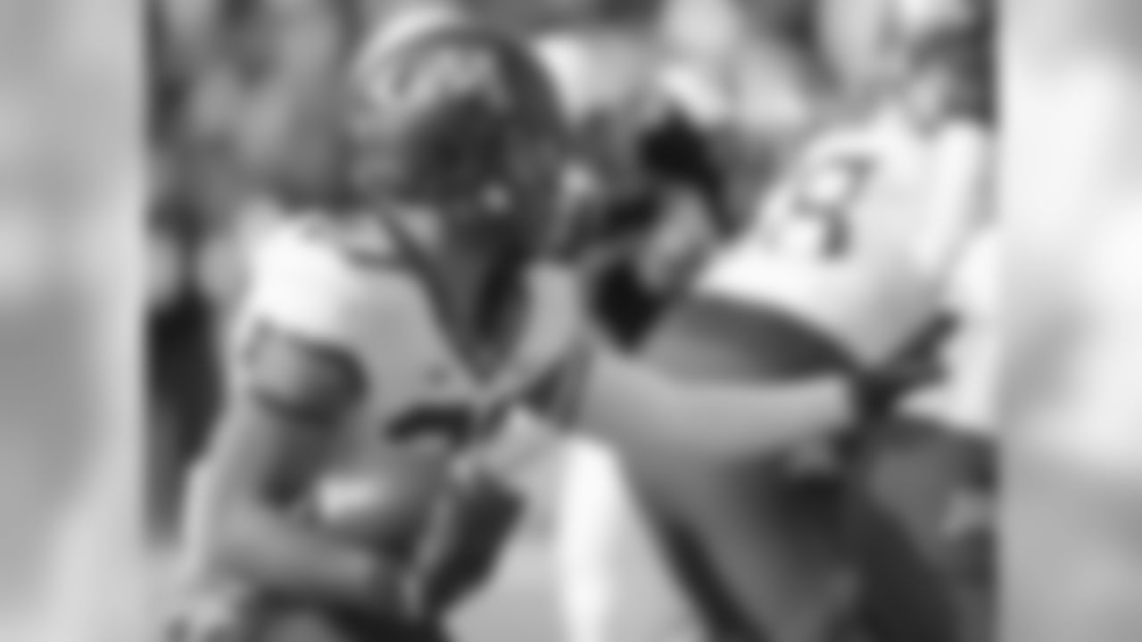 RB (5-11, 225)