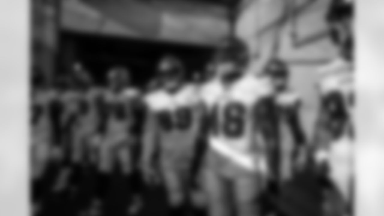 Bucs vs Titans