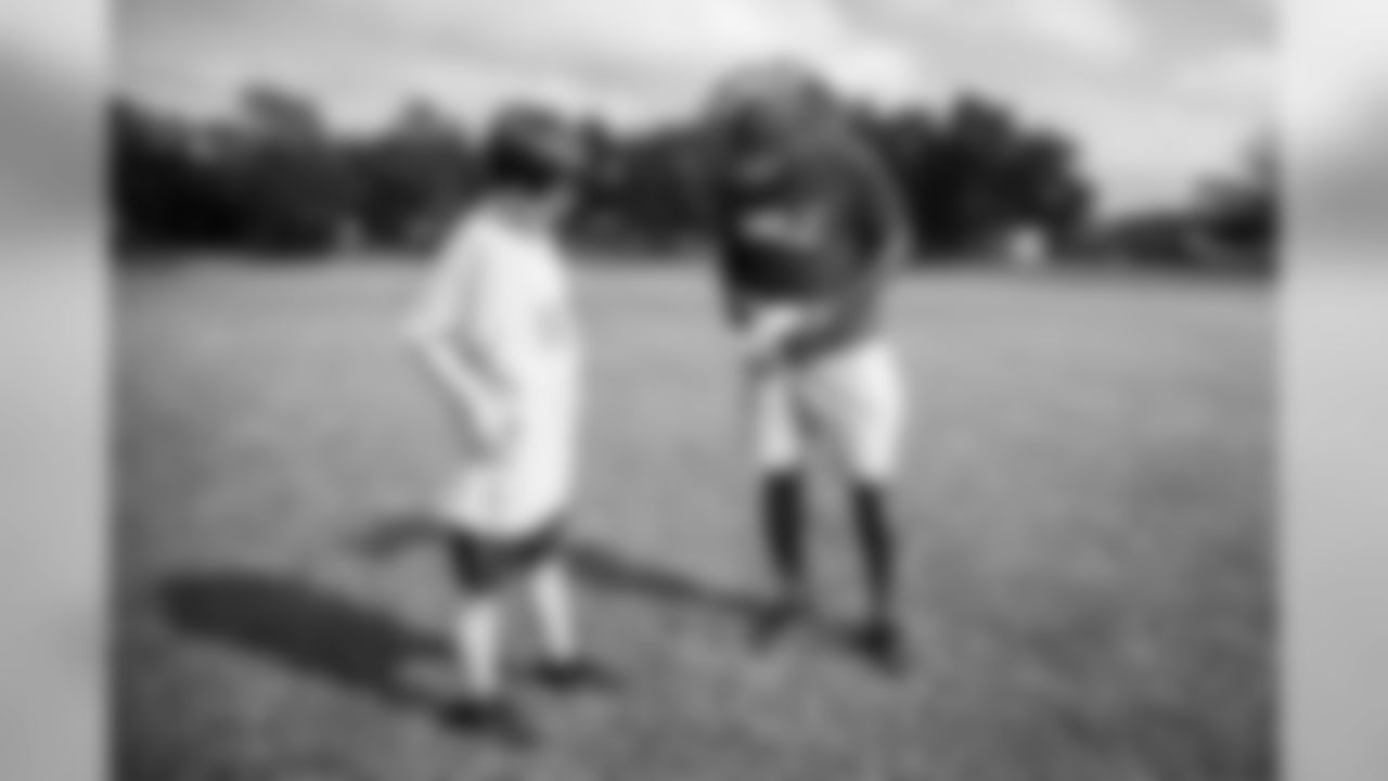 191106_TR_JrBucsFlag_ThurgoodMarshallMiddle_012