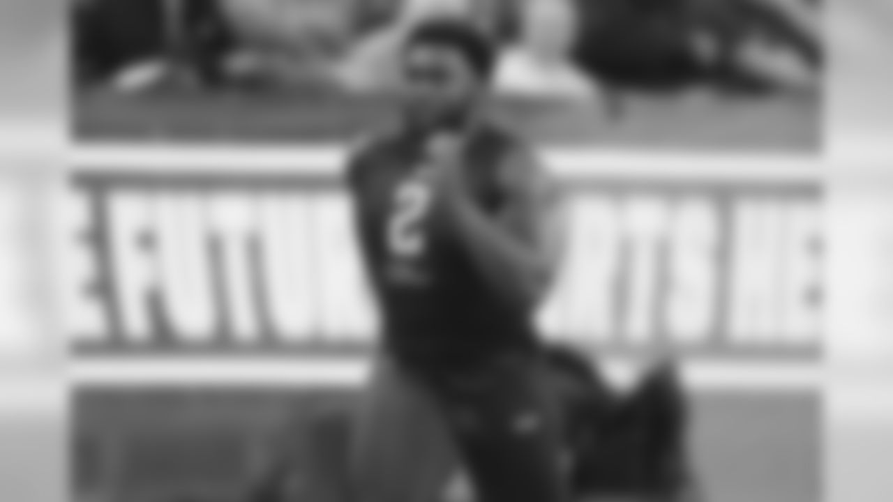 Kansas tackle Hakeem Adeniji runs the 40-yard dash during the 2020 NFL Scouting Combine, Friday, Feb. 28, 2020 in Indianapolis. (Logan Bowles/NFL)