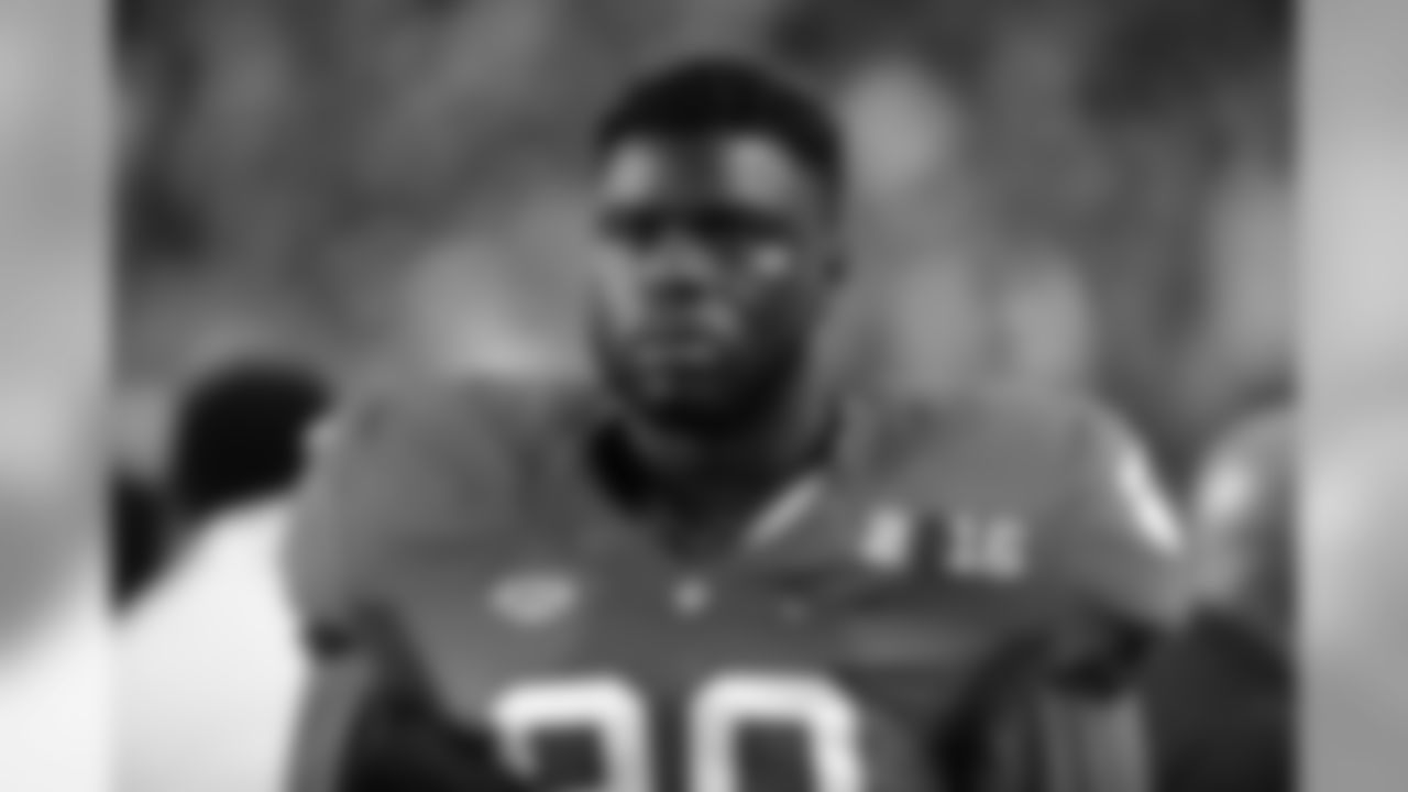 Shaq Lawson - Clemson, DE