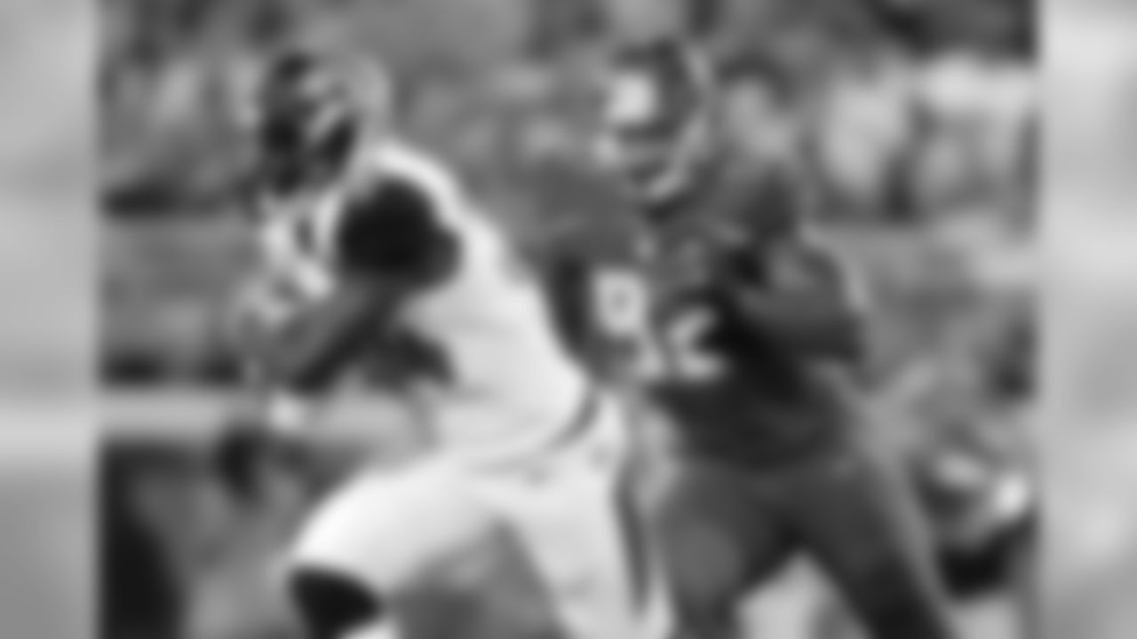 #92 - DE William Gholston