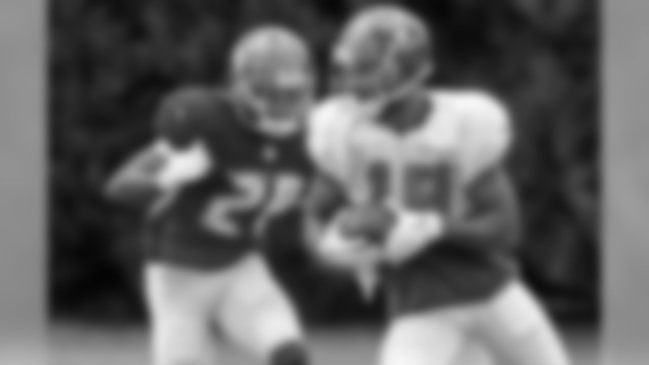 CB Tim Jennings, WR Louis Murphy